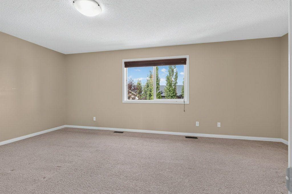 164 ASPENMERE Close 