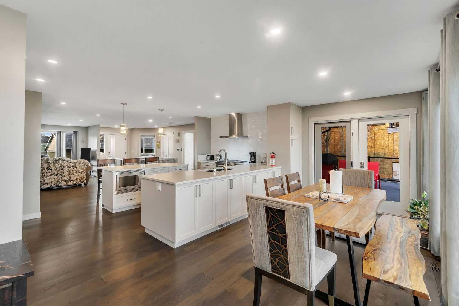 760 West Chestermere Drive 