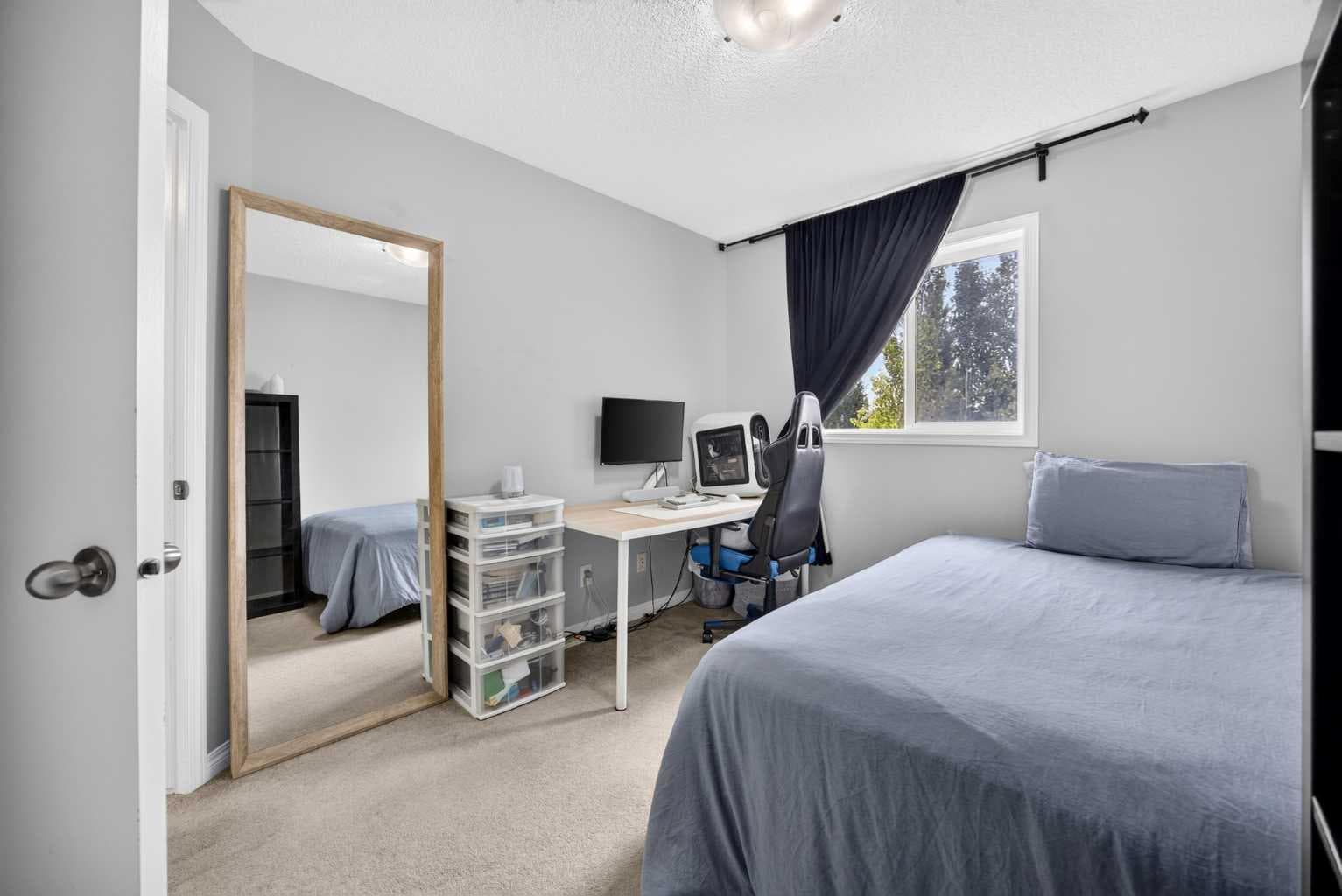 437 Tuscany Drive NW