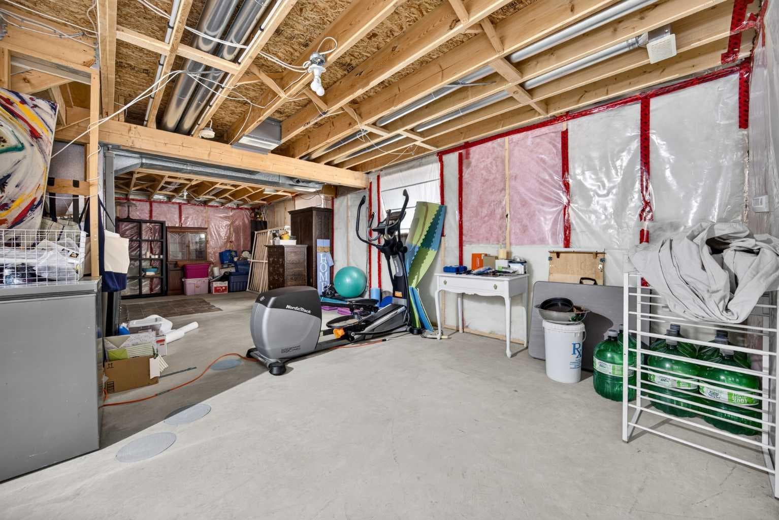 437 Tuscany Drive NW