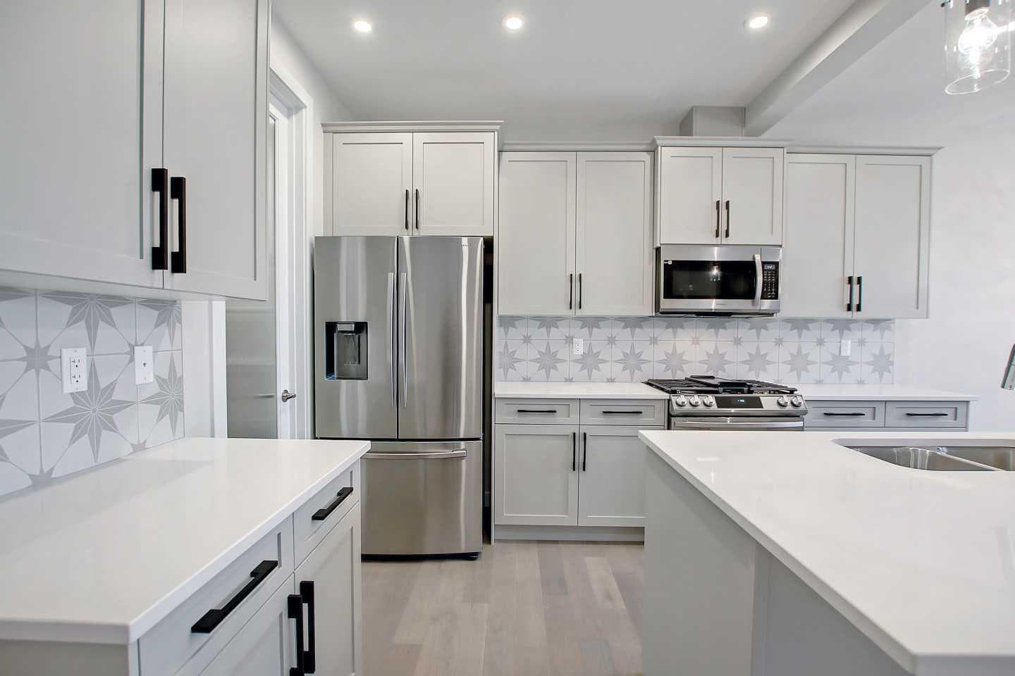 12 Topaz Place 