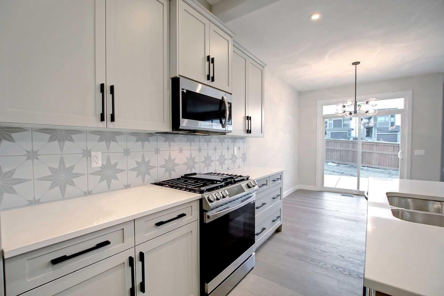 12 Topaz Place 