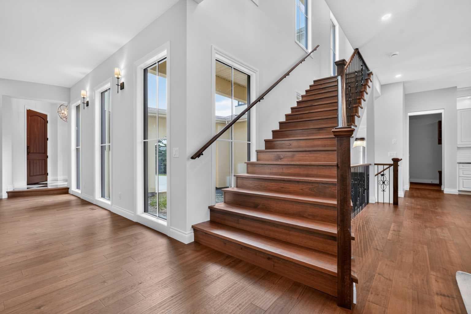 8 Spring Valley Lane SW