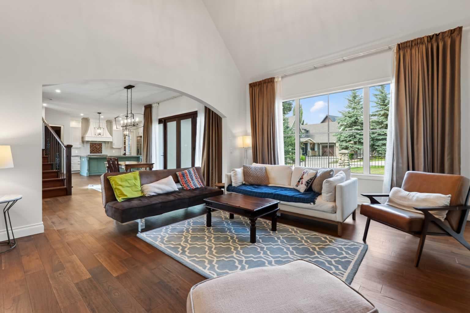 8 Spring Valley Lane SW