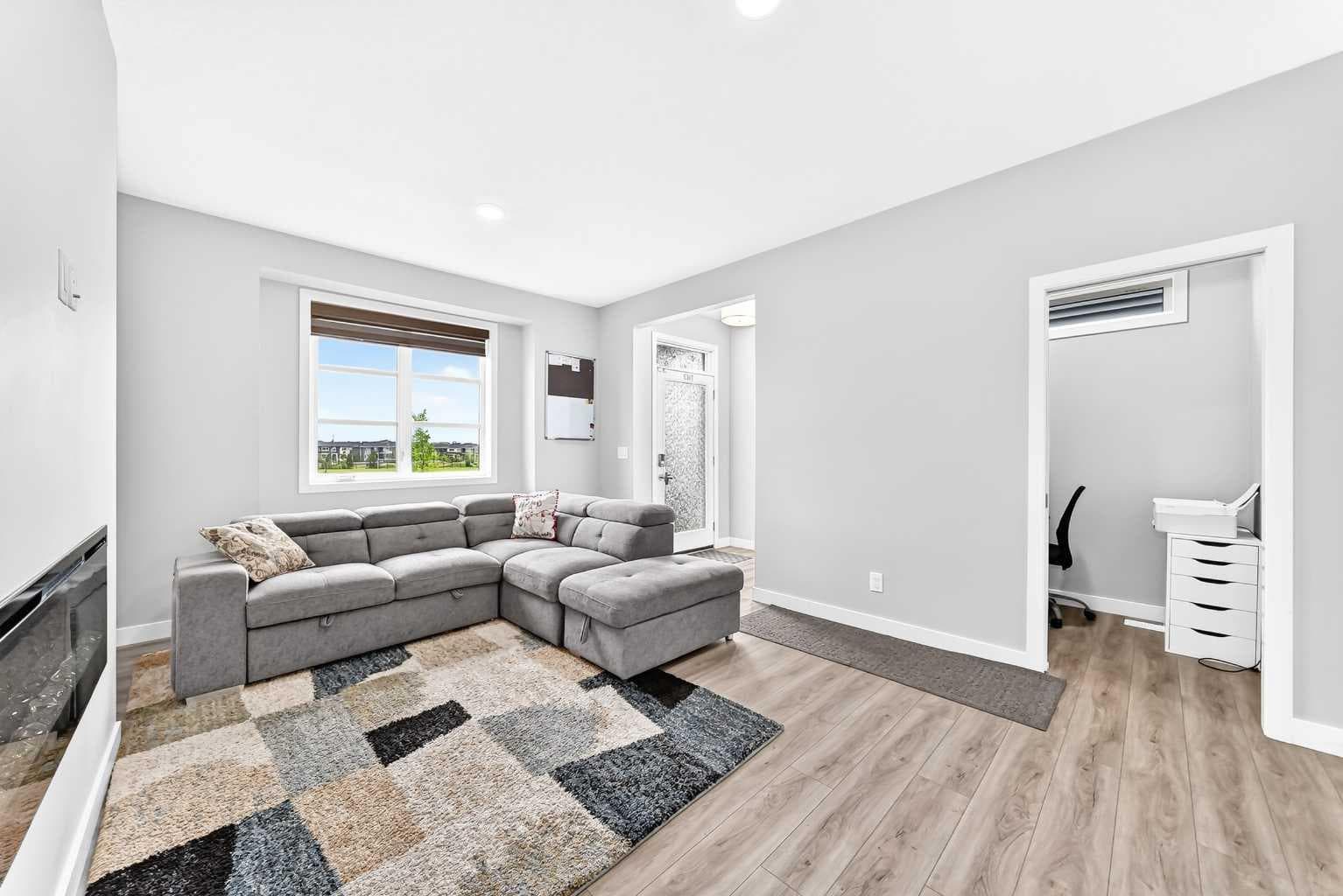 164 Langwell Common SE