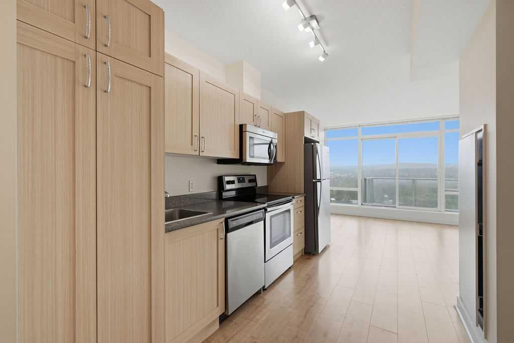 1309, 30 Brentwood Common NW
