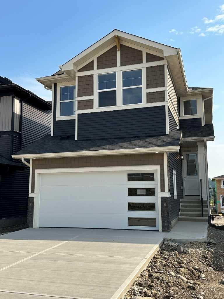16 Topaz Place 