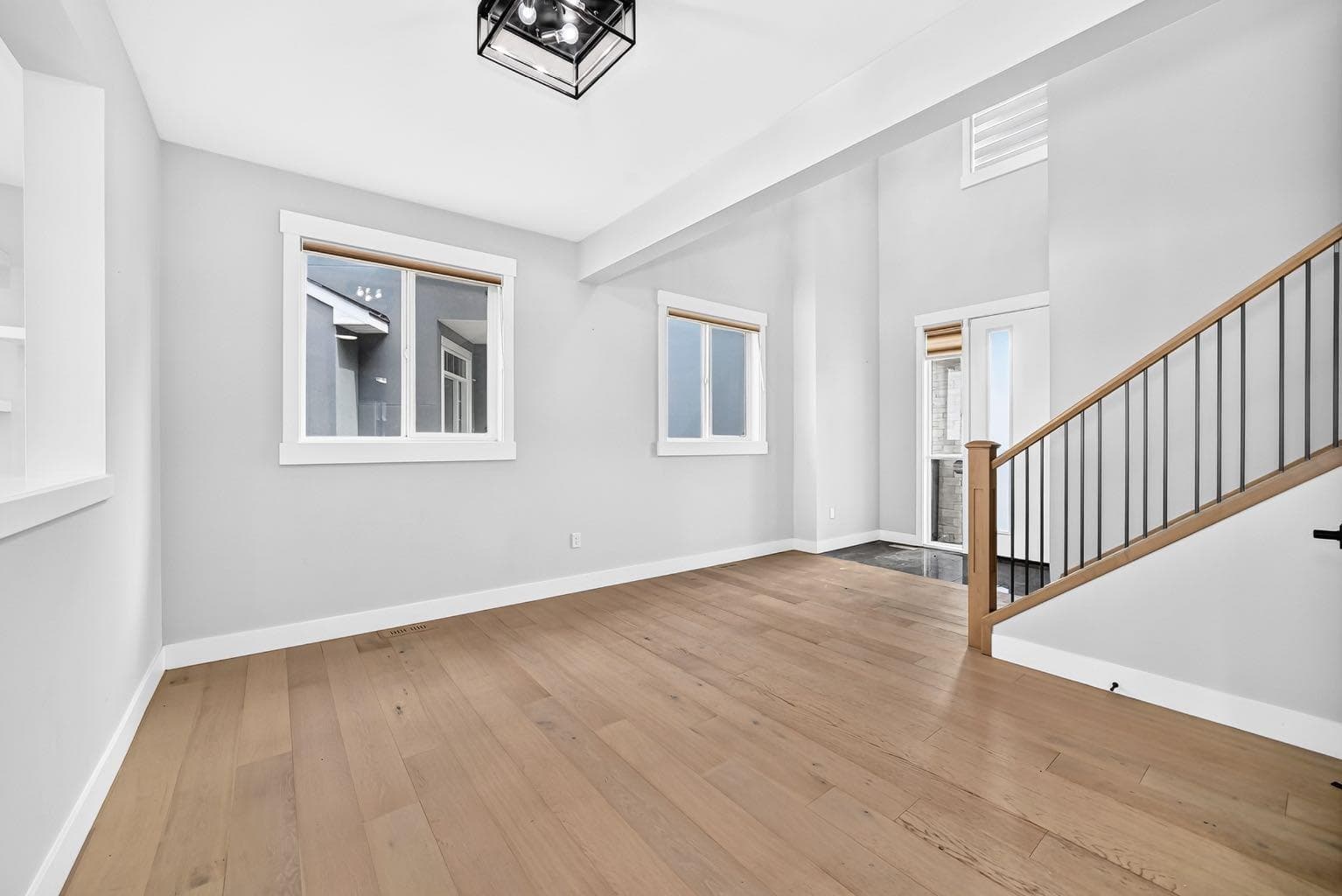 215 Kinniburgh Place  
