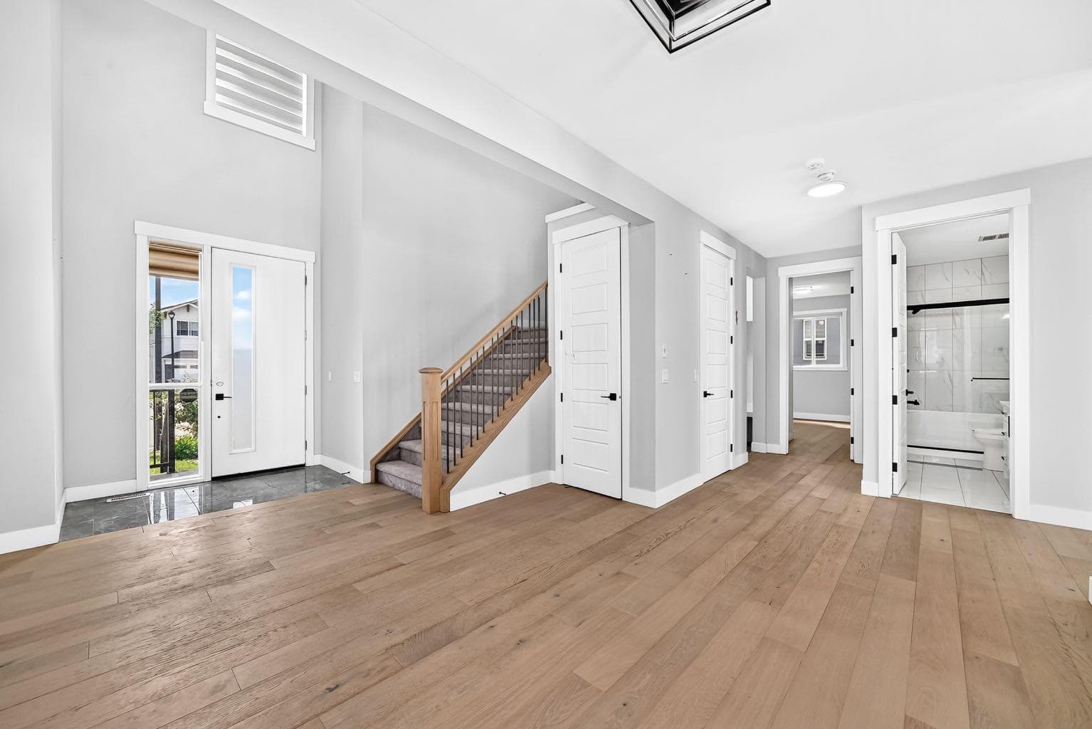 215 Kinniburgh Place  