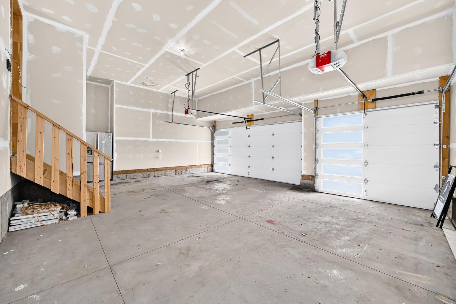 215 Kinniburgh Place  