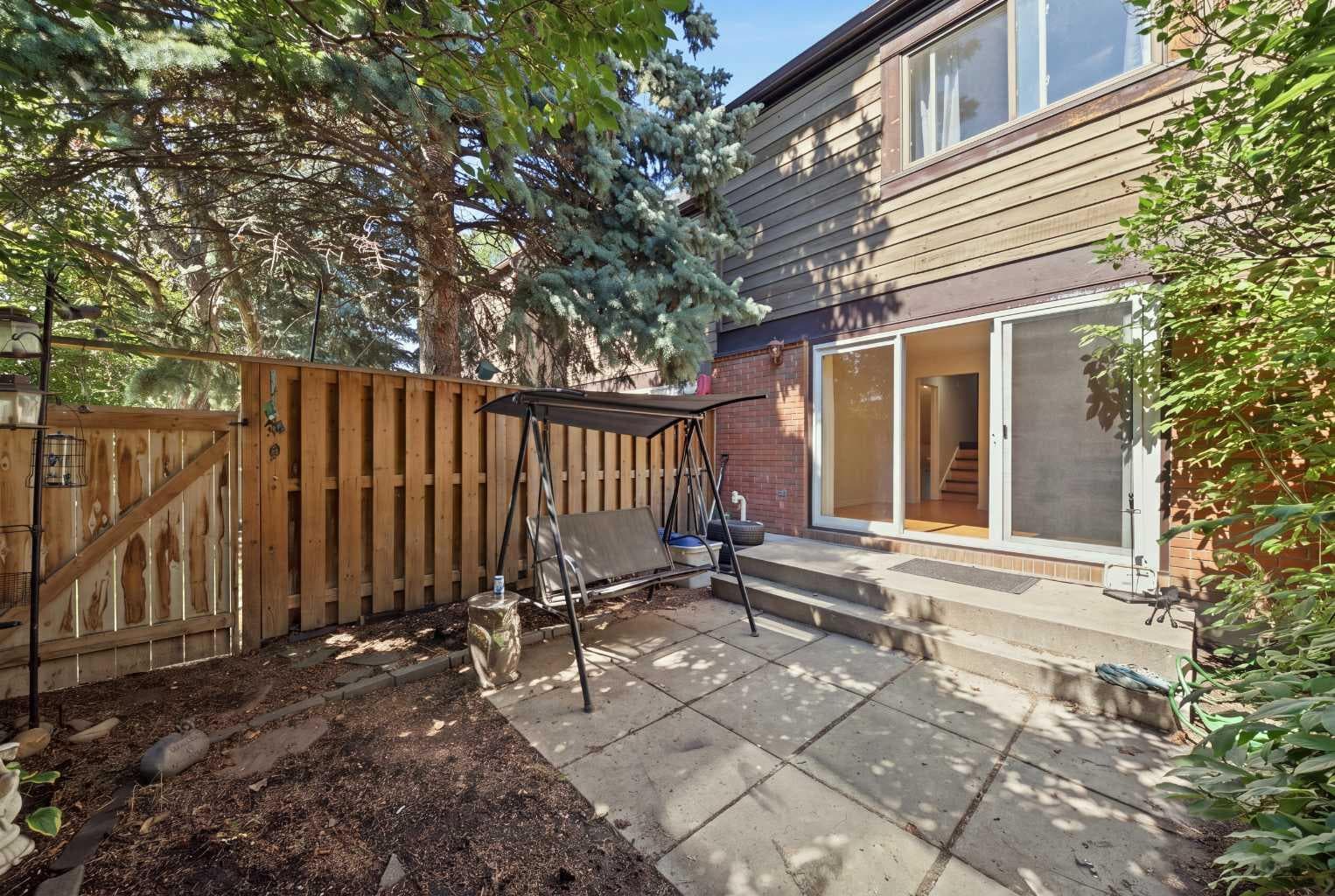 1702, 9803 24 Street SW