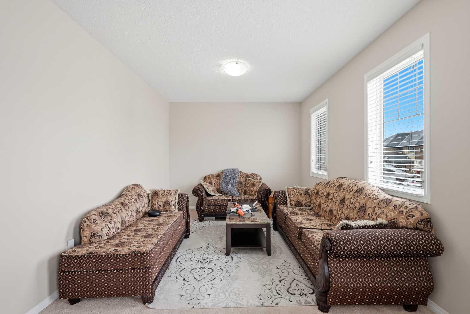 146 Windwood Grove SW