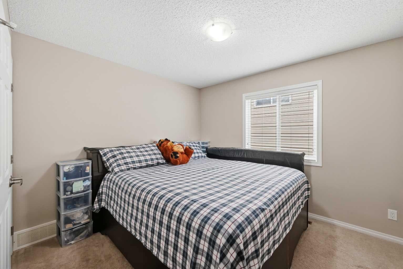 146 Windwood Grove SW