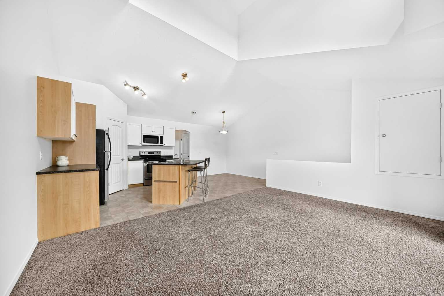 203, 70 Panatella Landing NW