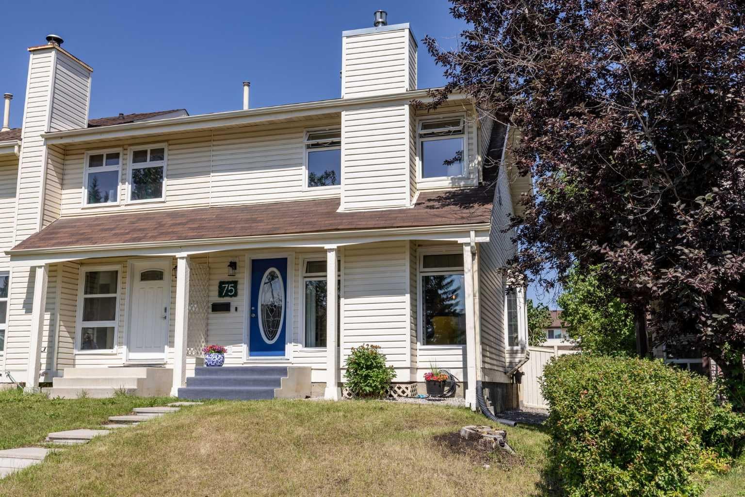 75 Woodhill Court SW