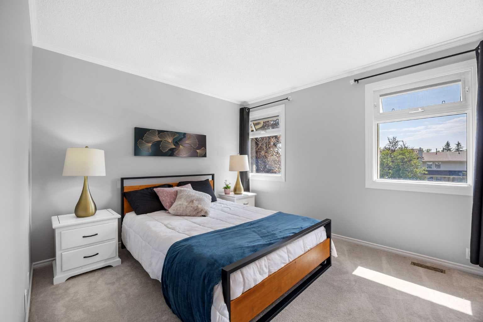 75 Woodhill Court SW