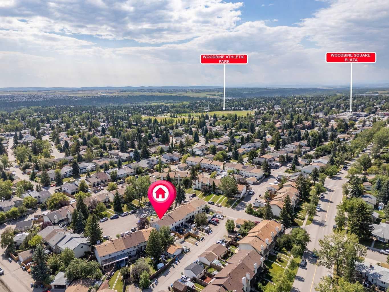 75 Woodhill Court SW
