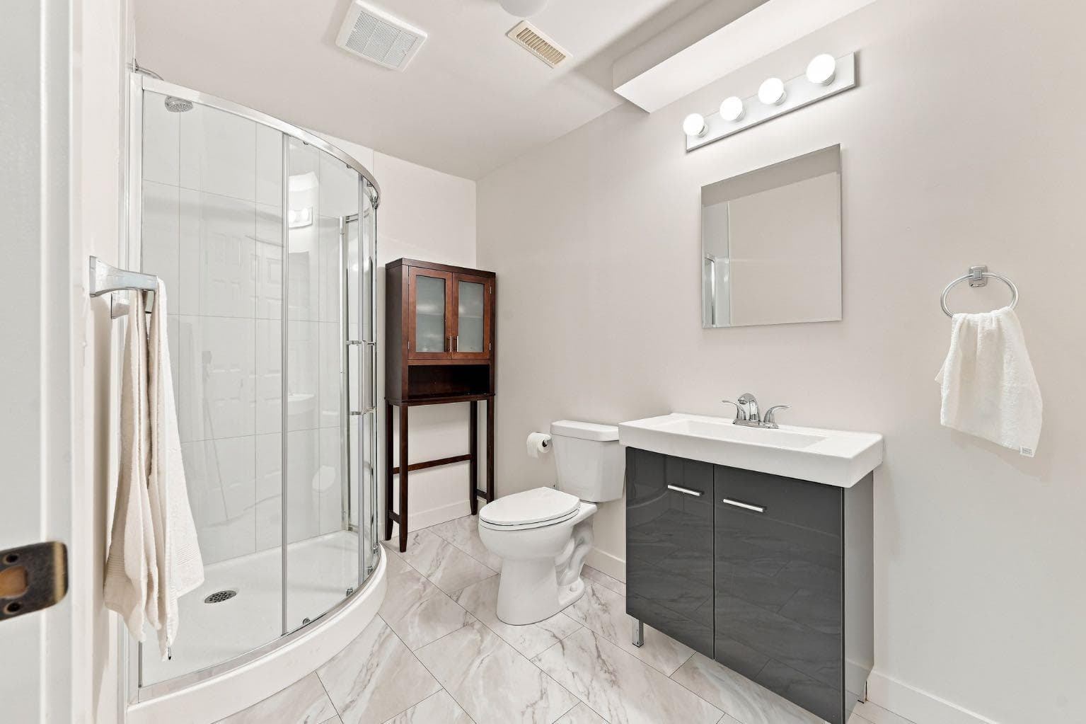 32 Tuscany Ravine Crescent NW