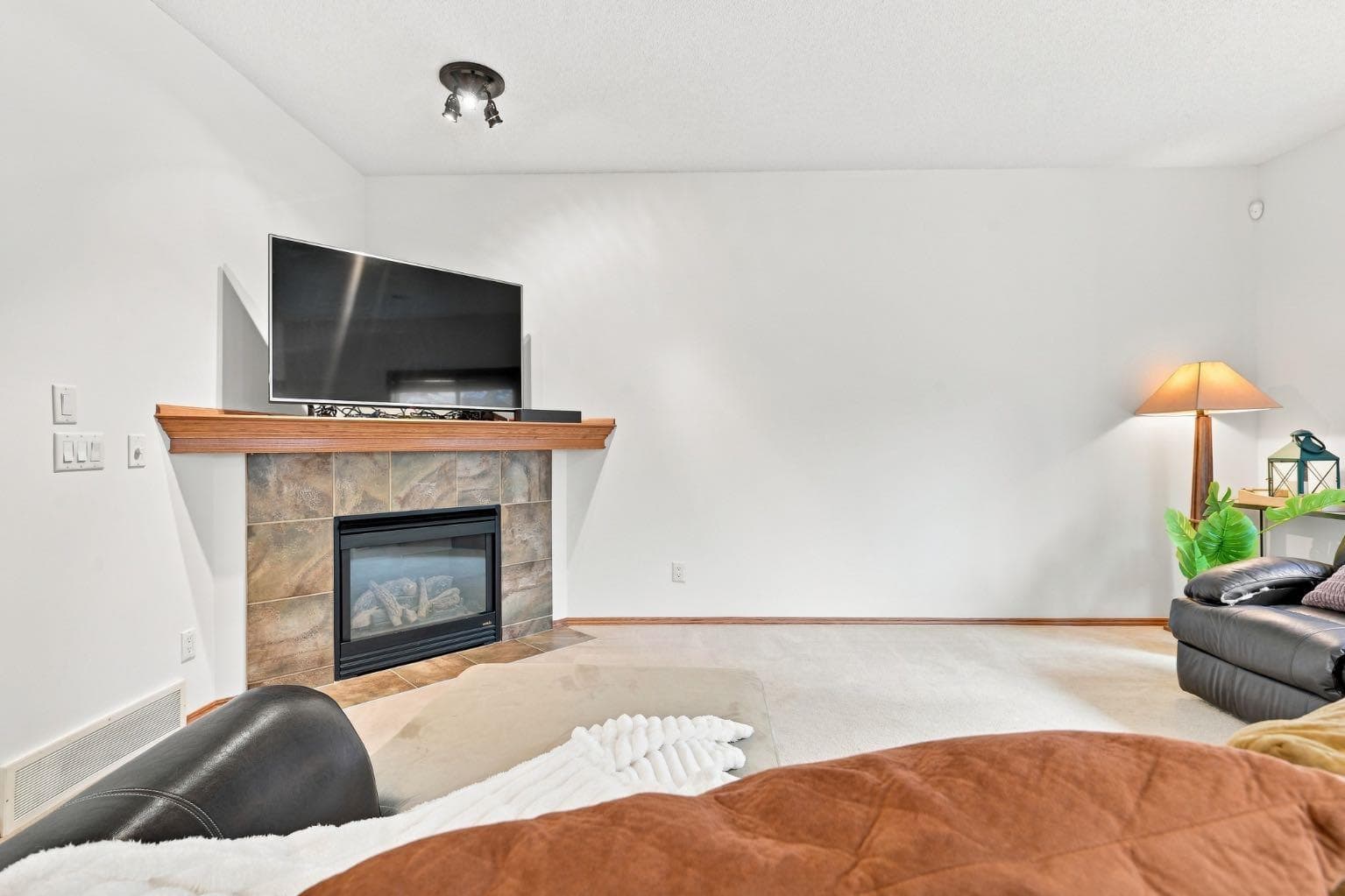32 Tuscany Ravine Crescent NW