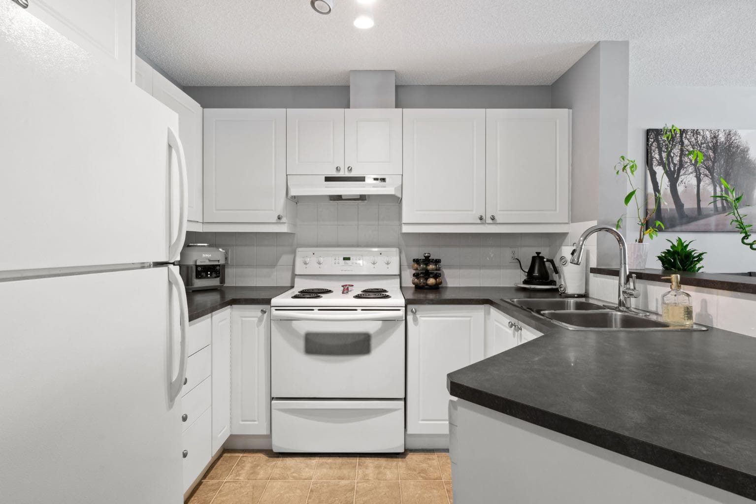 2209, 950 Arbour Lake Road NW
