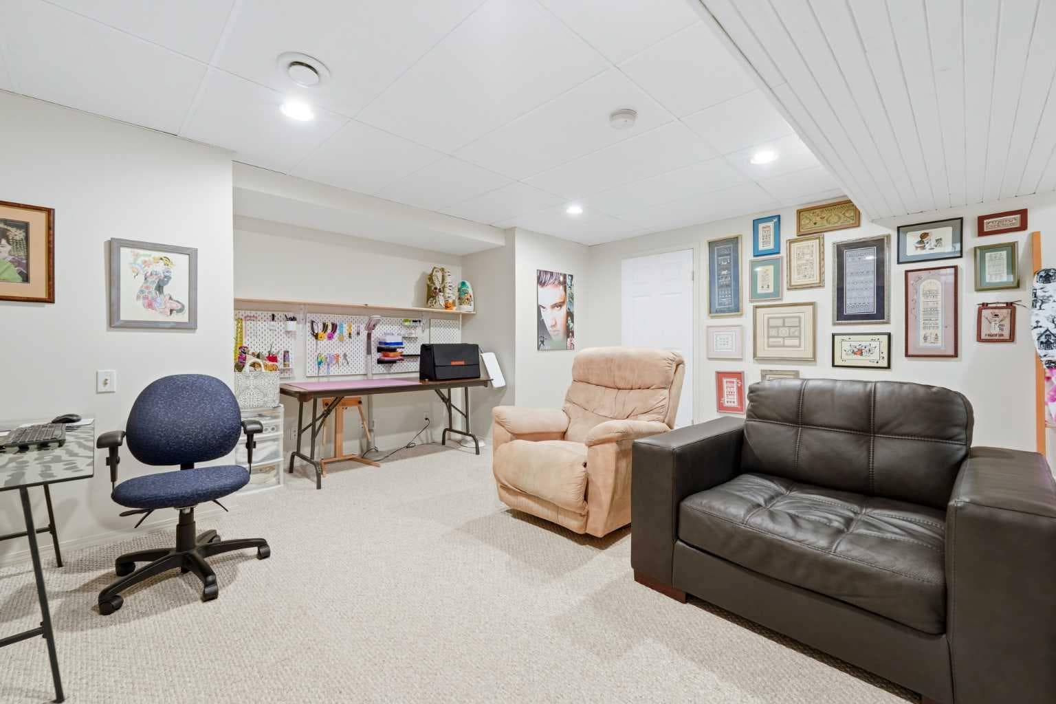 72 Arbour Crest Road NW