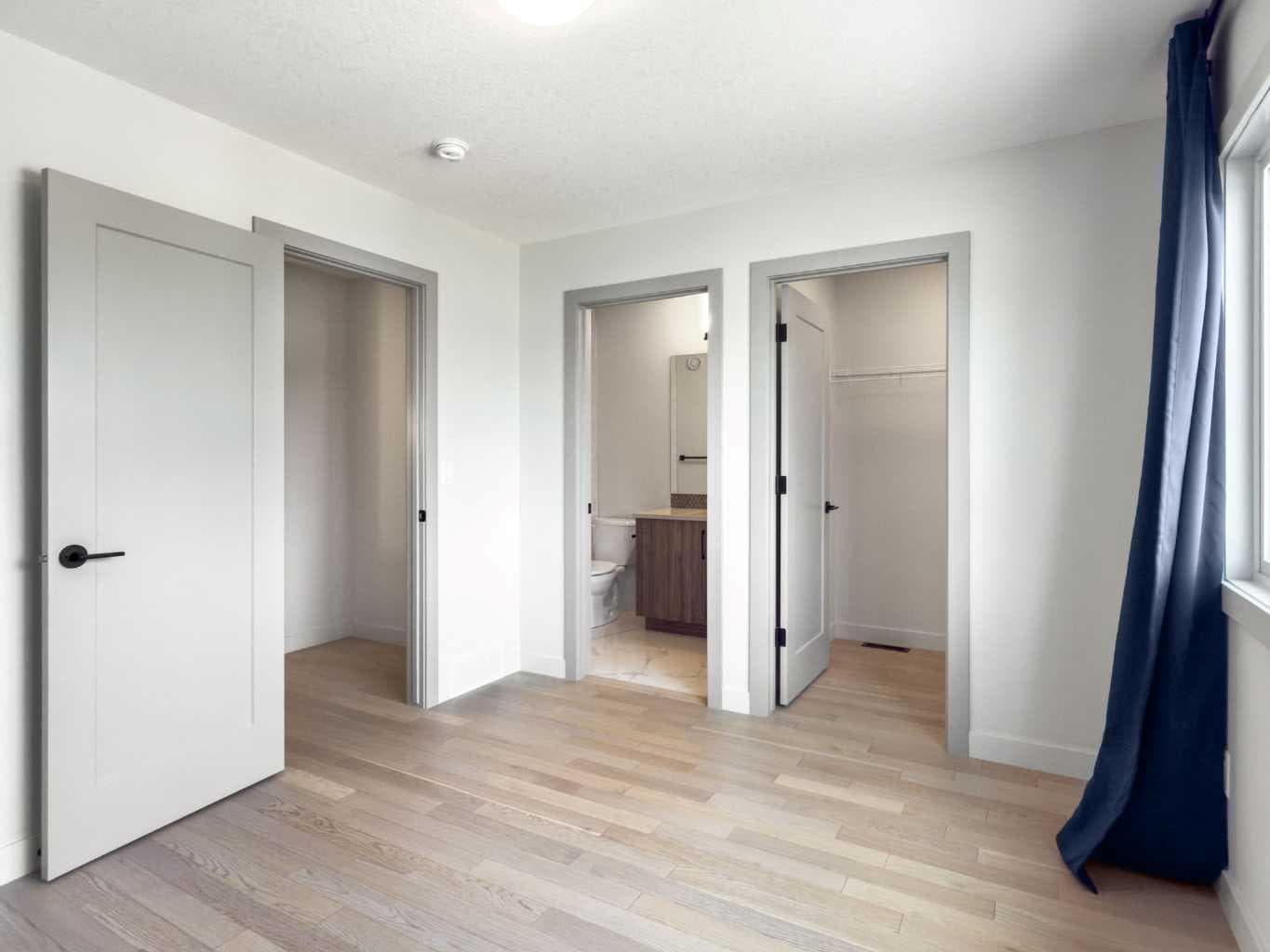 204, 81 Greenbriar Place NW