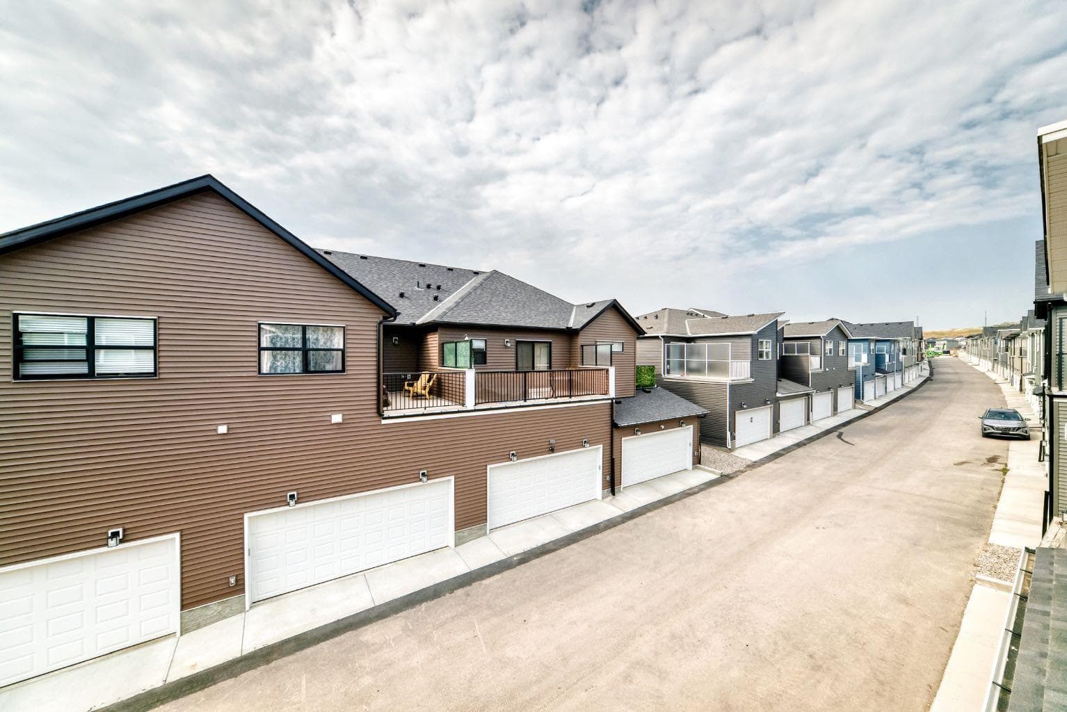 1063 Bayview Crescent SW