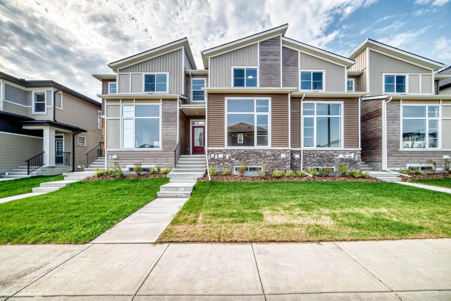 1063 Bayview Crescent SW