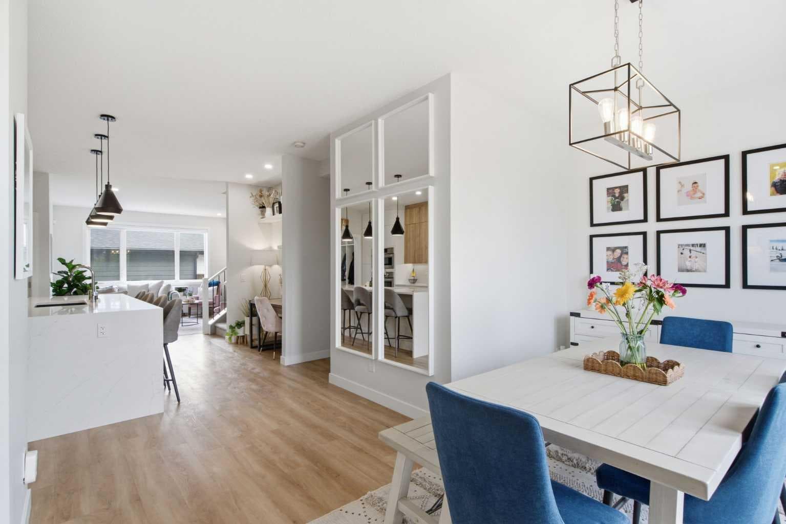 1062 Harmony Parade 