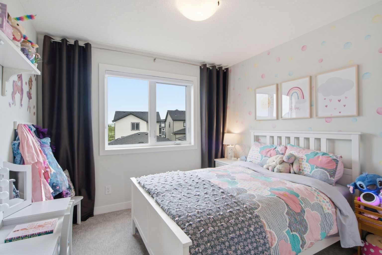 1062 Harmony Parade 