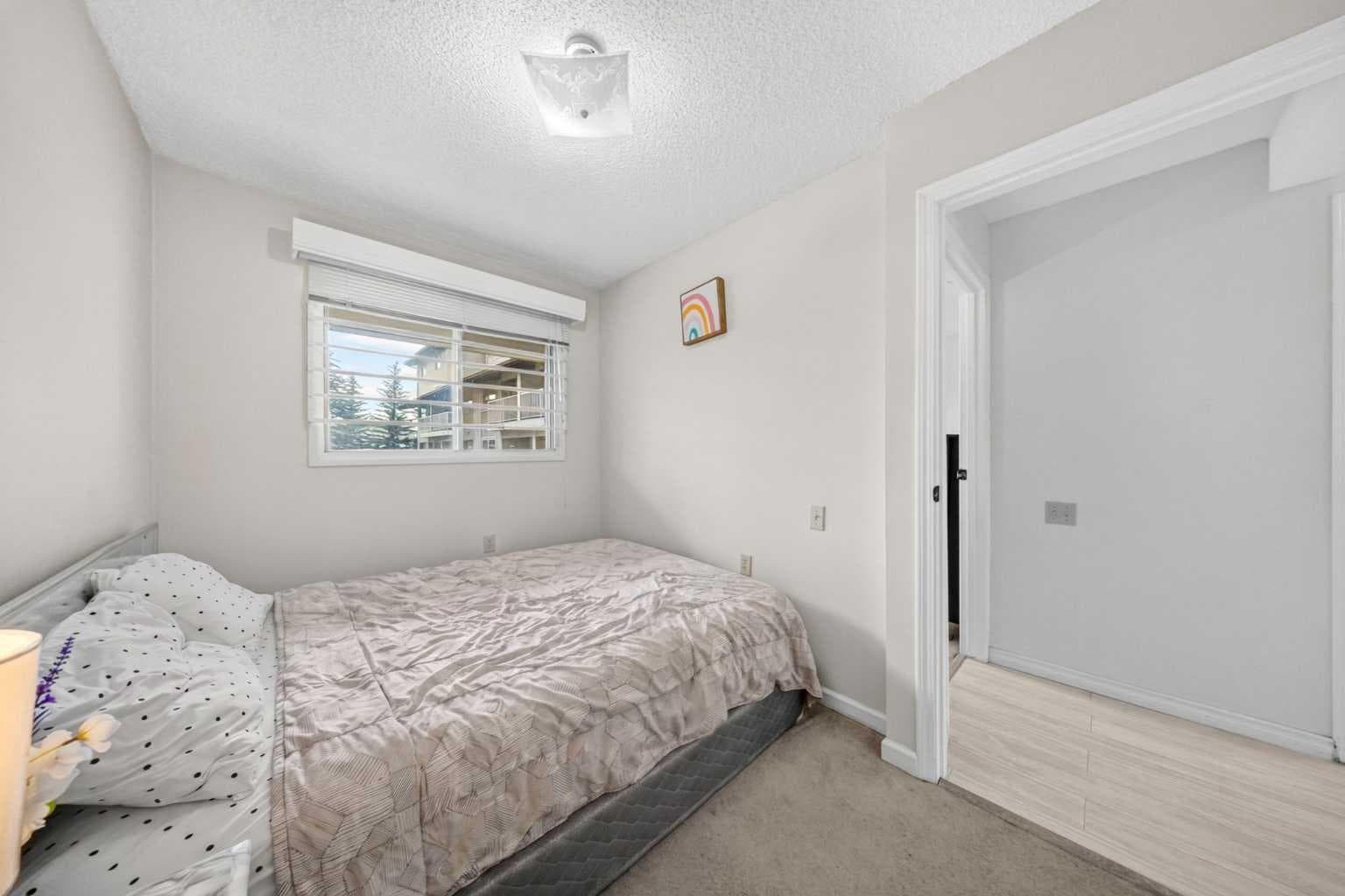 711, 200 Brookpark Drive SW