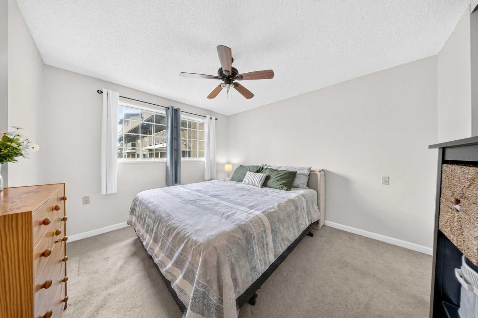 711, 200 Brookpark Drive SW