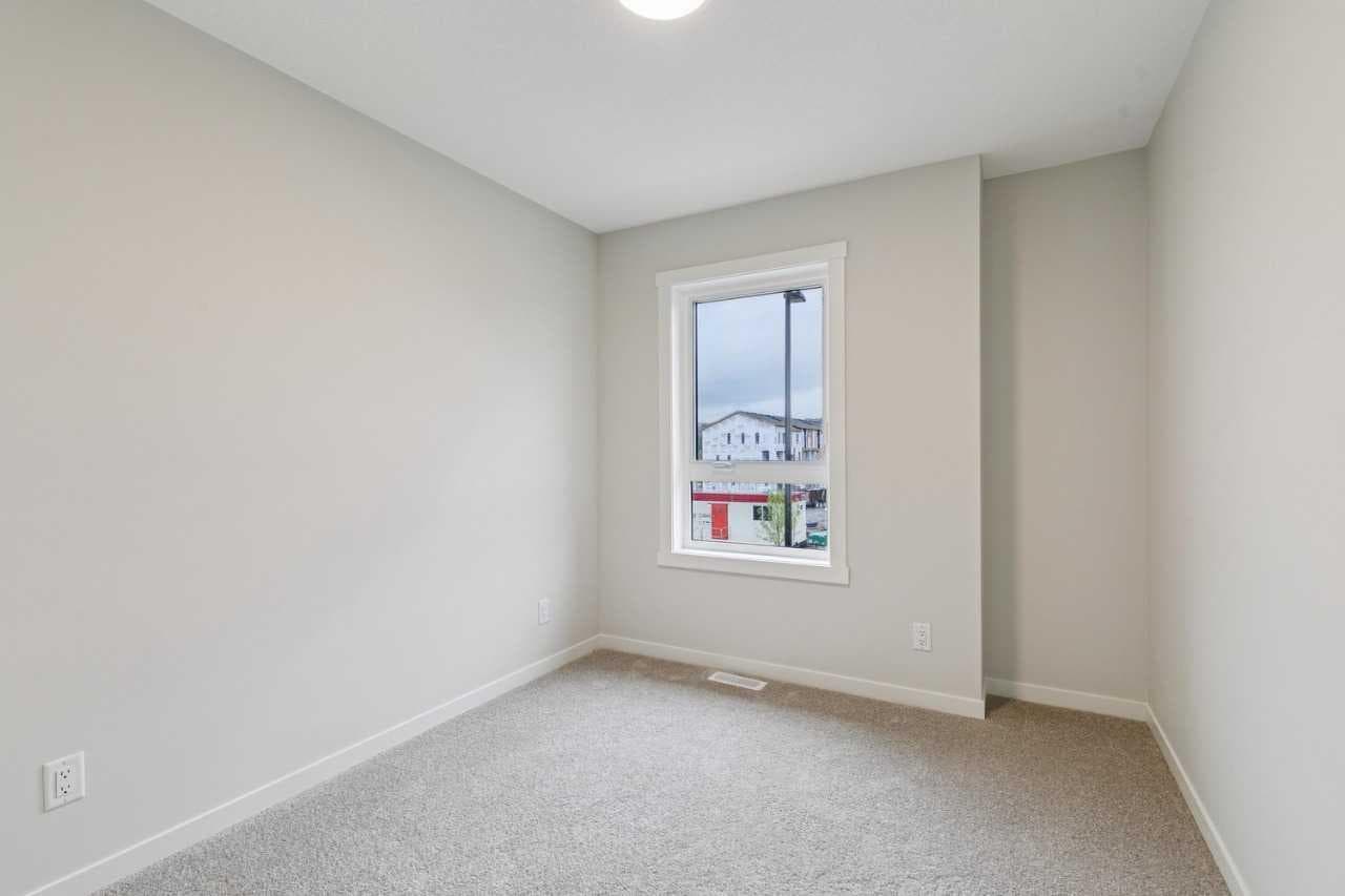 233 Vantage Drive 