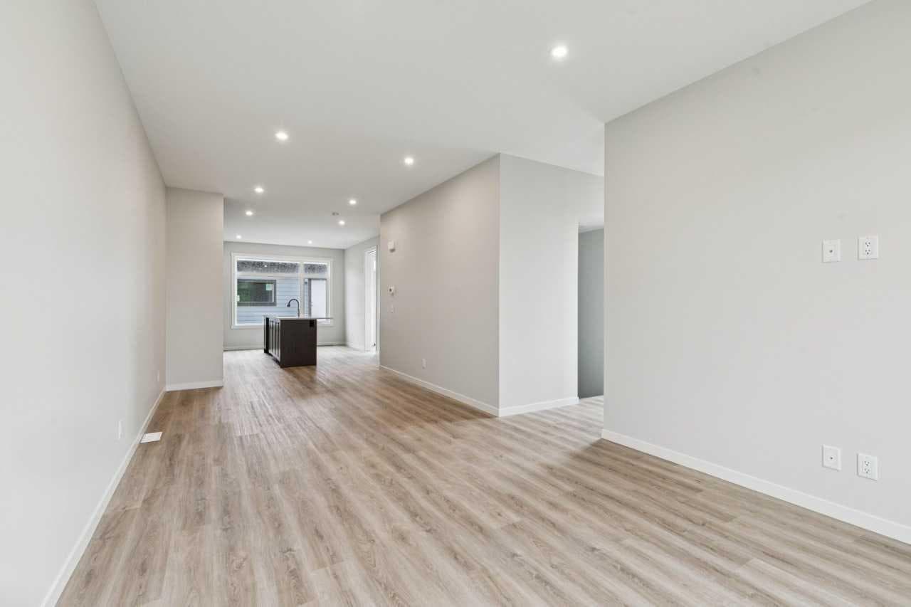 233 Vantage Drive 