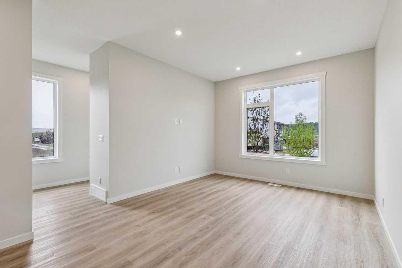 233 Vantage Drive 