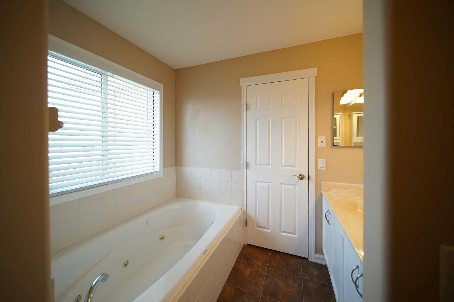 329 Springmere Way 