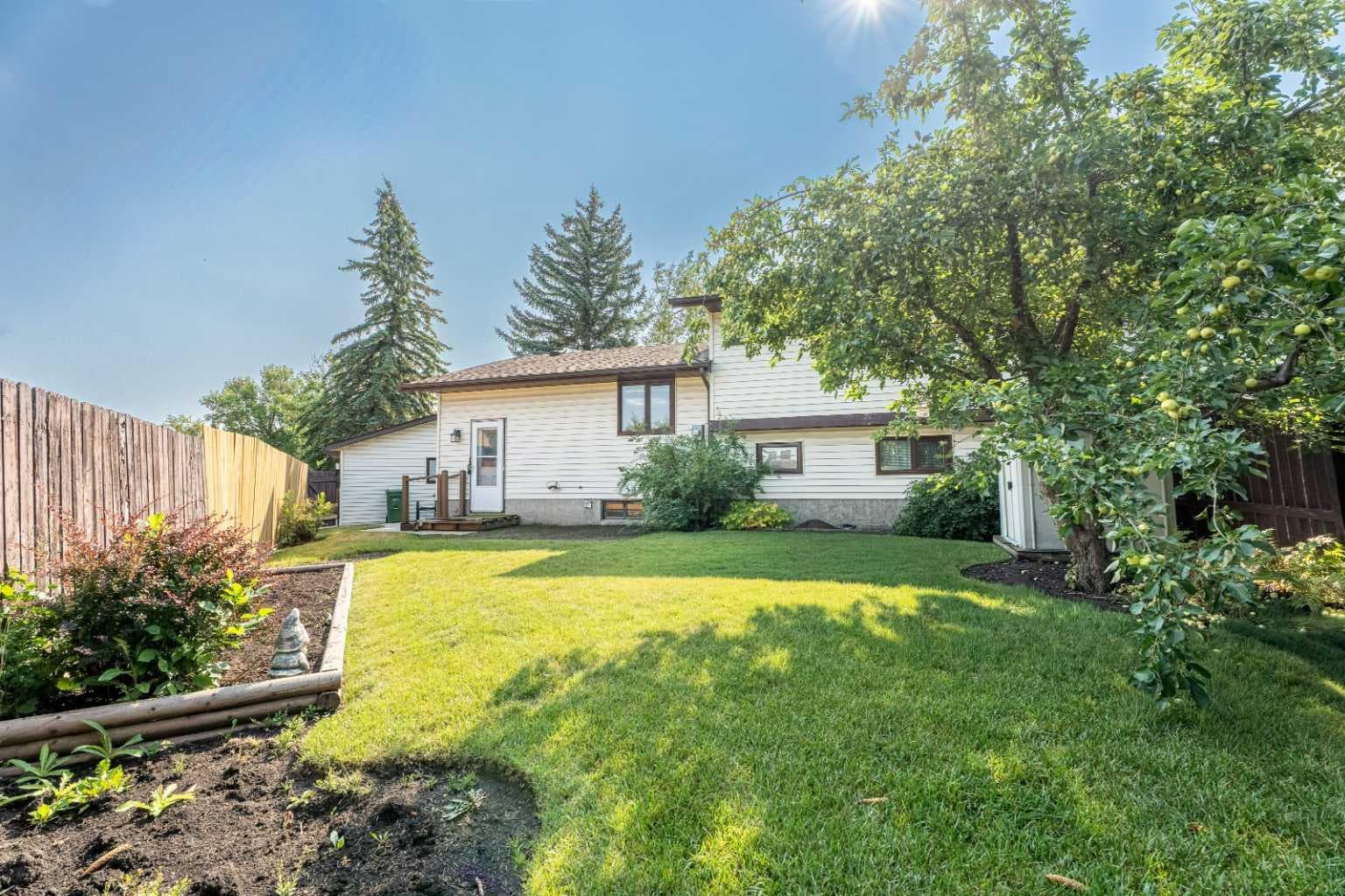 71 Templewood Road NE