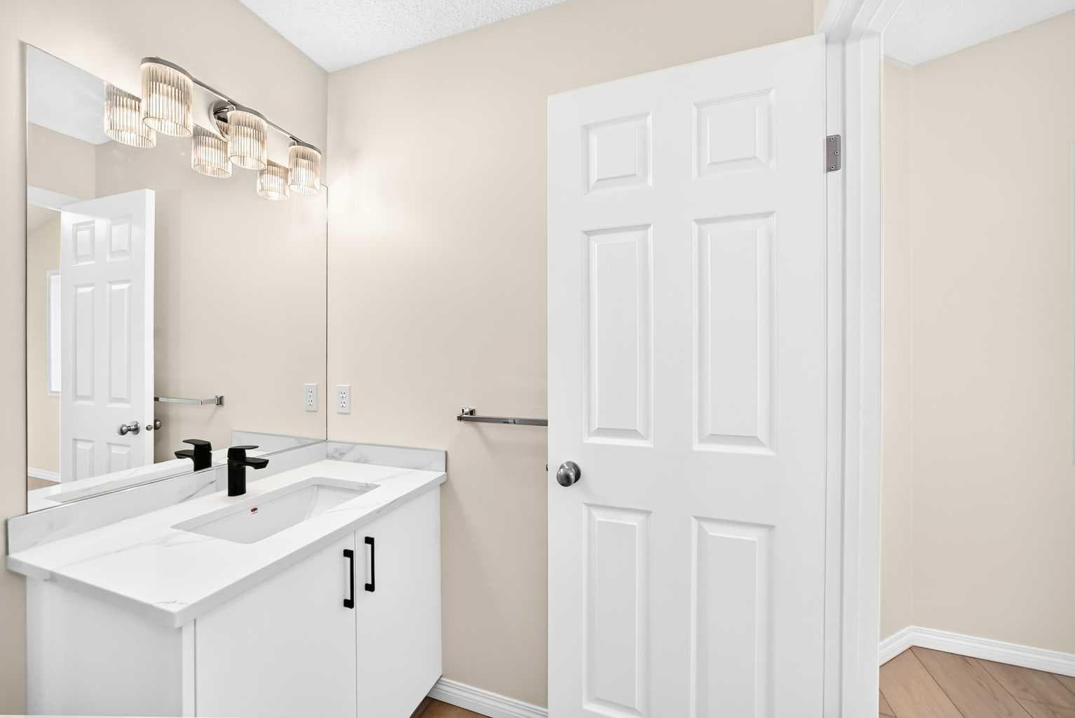 94 Arbour Wood Mews NW