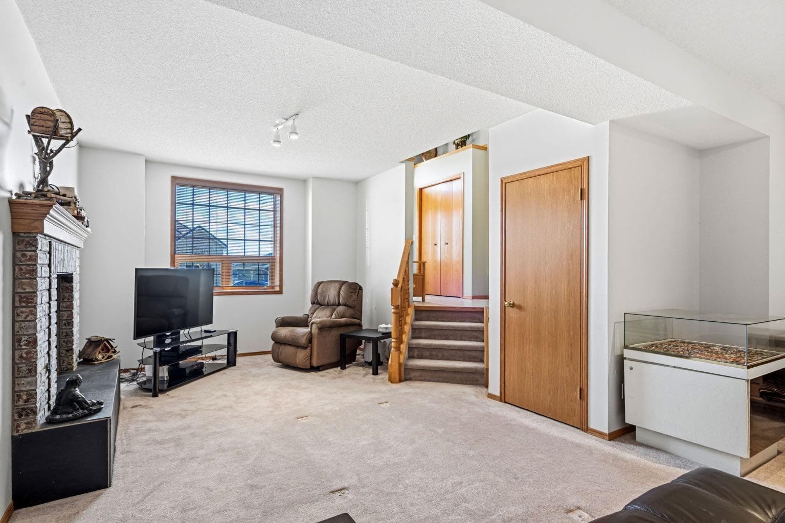 48 Headlands Close 