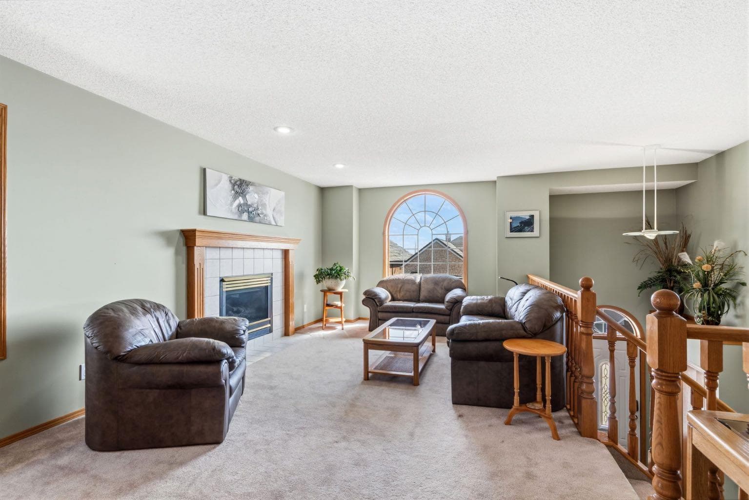 48 Headlands Close 