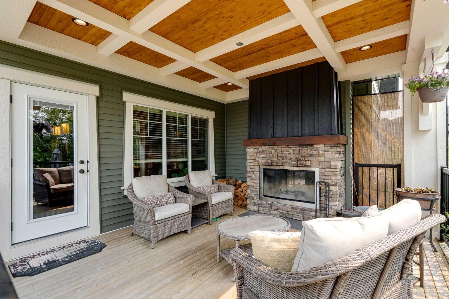 126 Coopersfield Way SW