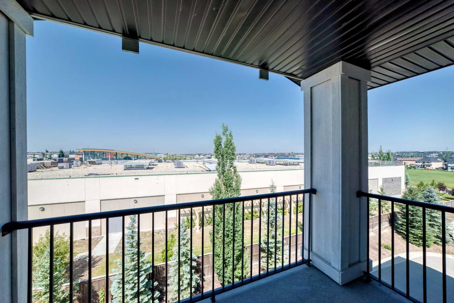 2401, 175 Panatella Hill NW