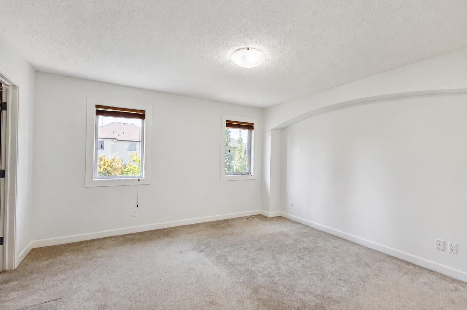 108 Tuscany Estates Close NW