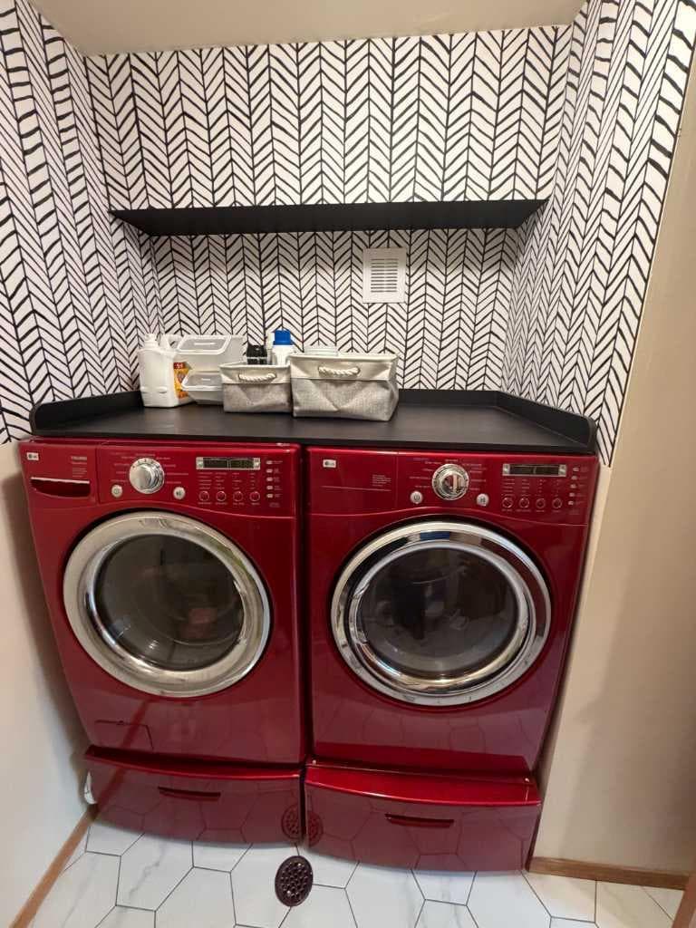 115 5 St  