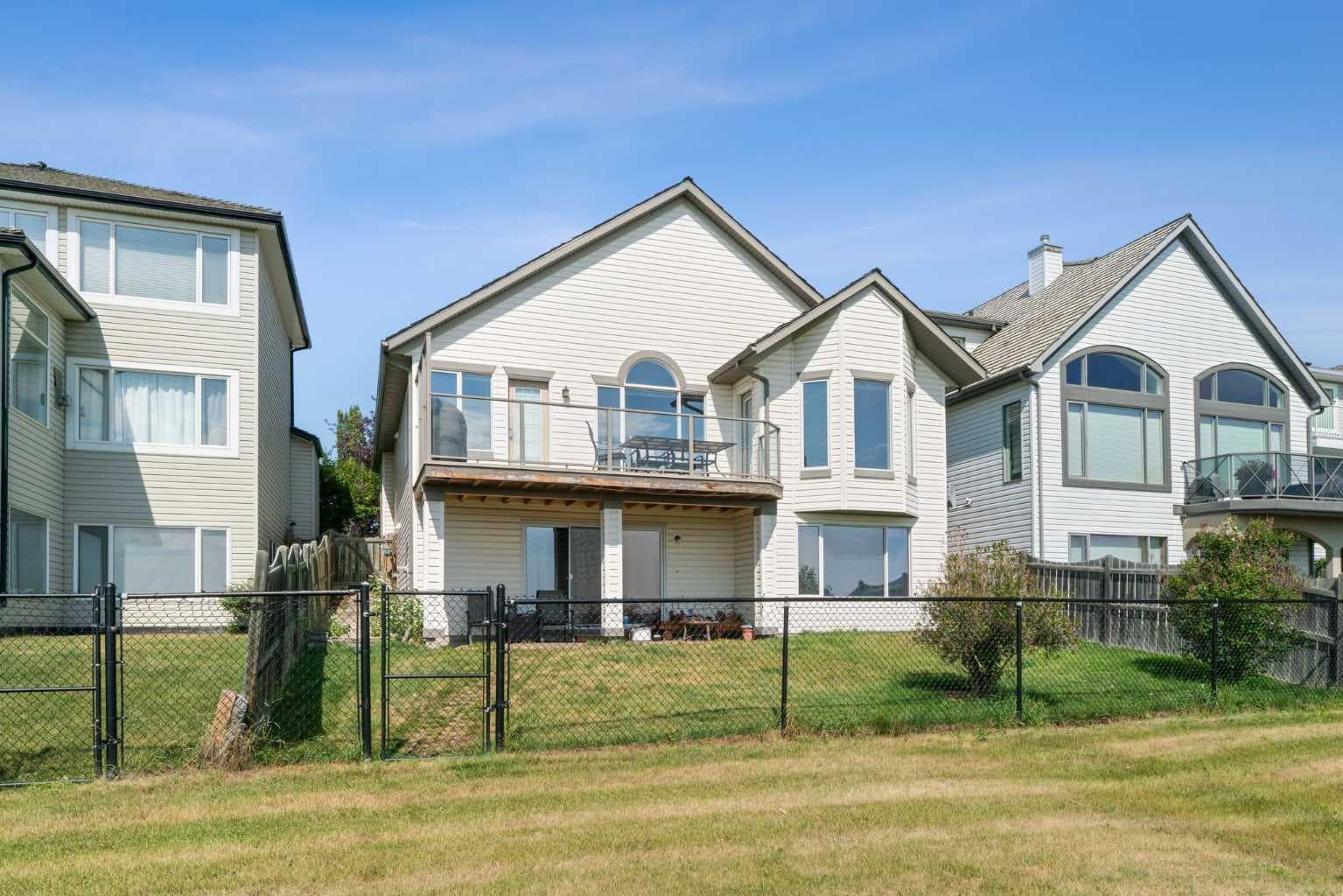 215 Rocky Ridge Drive NW