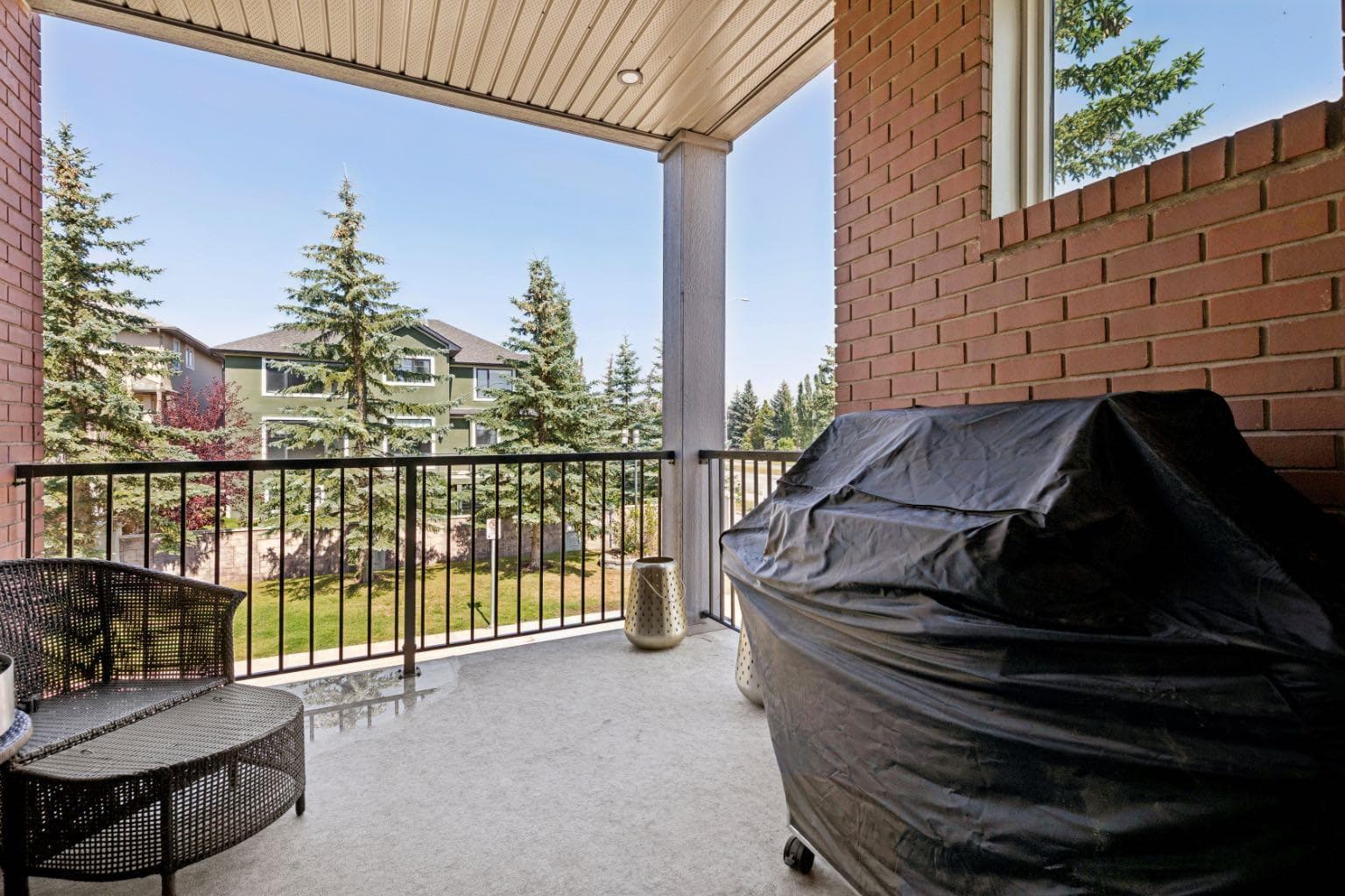 424 Aspen Meadows Hill SW