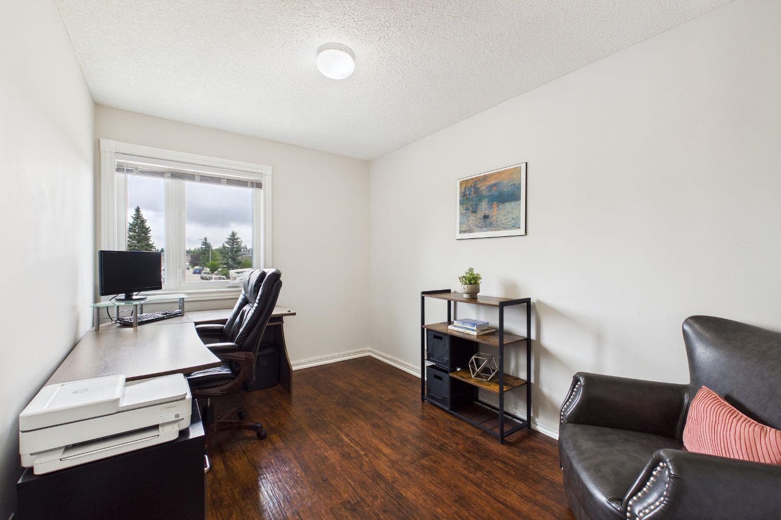 16 Big Springs Mews SE