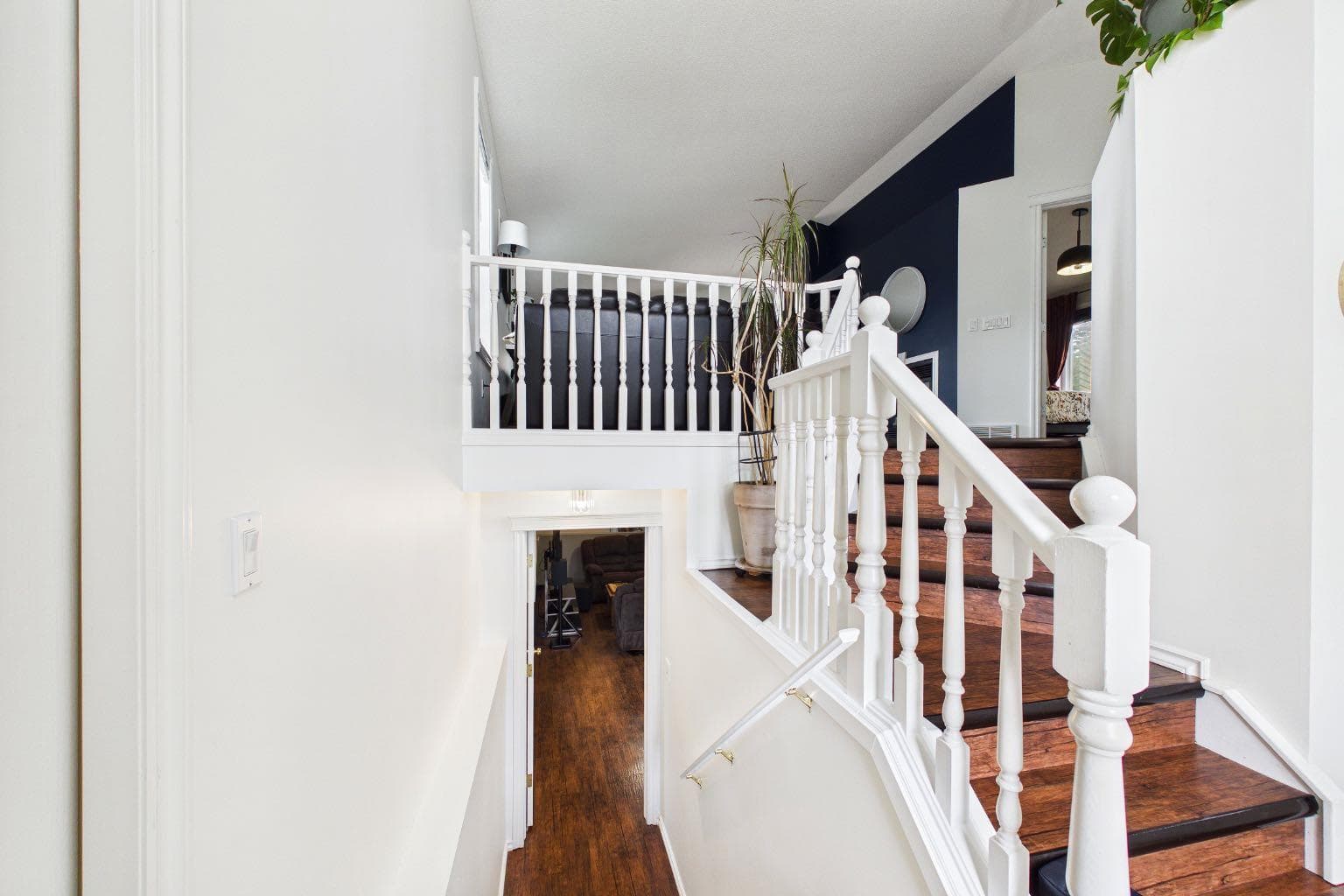 16 Big Springs Mews SE