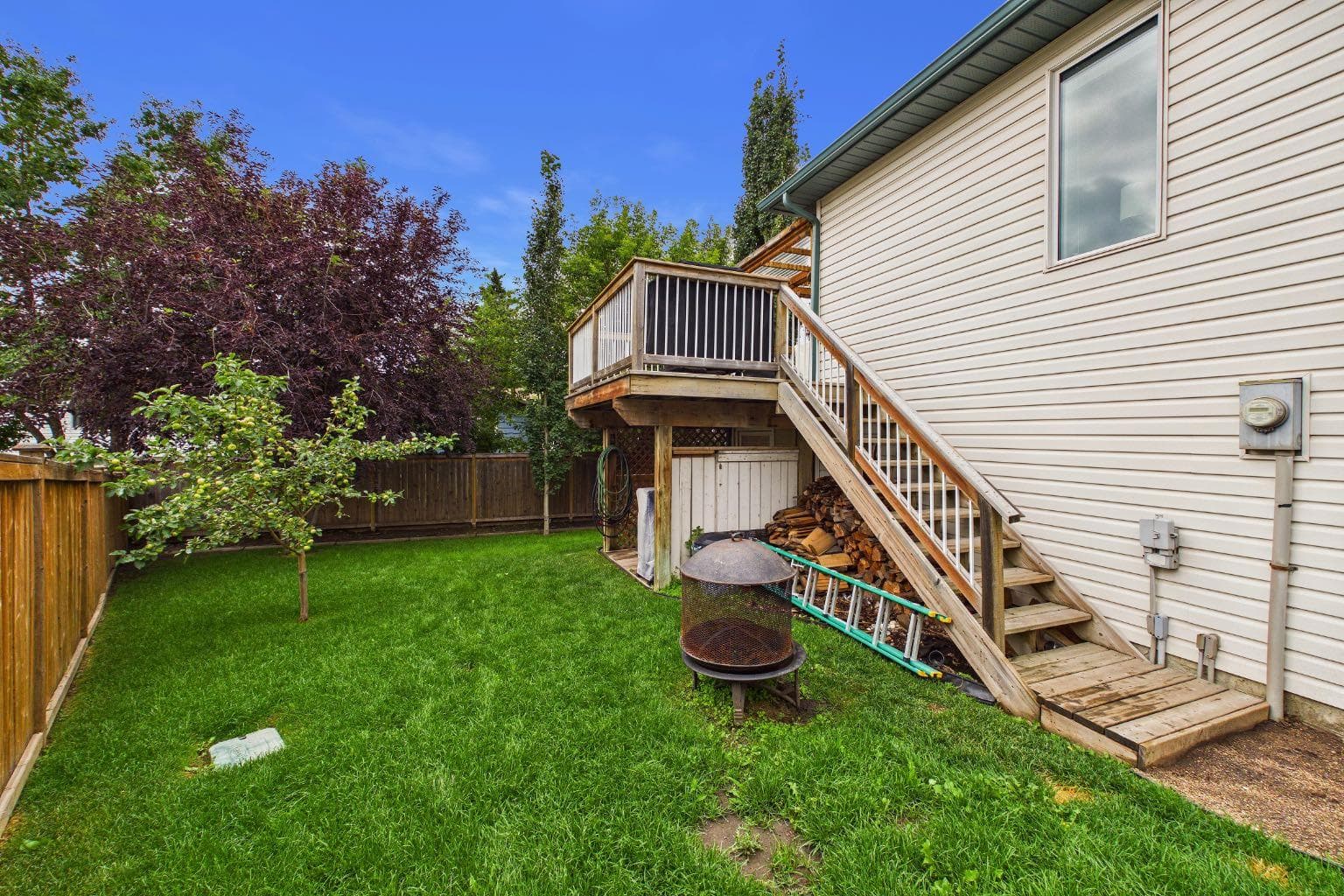 16 Big Springs Mews SE