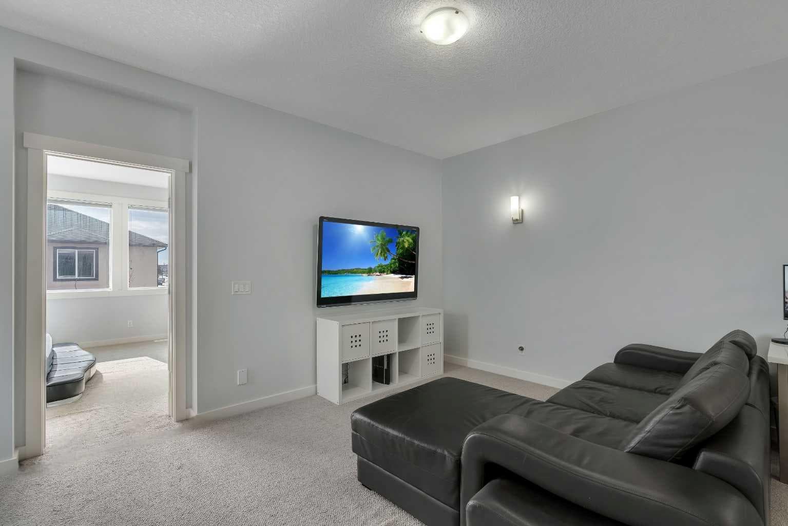 151 Stonemere Green 